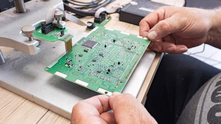 Expert en réparation de boitier électronique Île-de-France